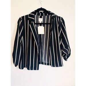 Black and White Striped Ruched 3/4 Sleeve Blazer